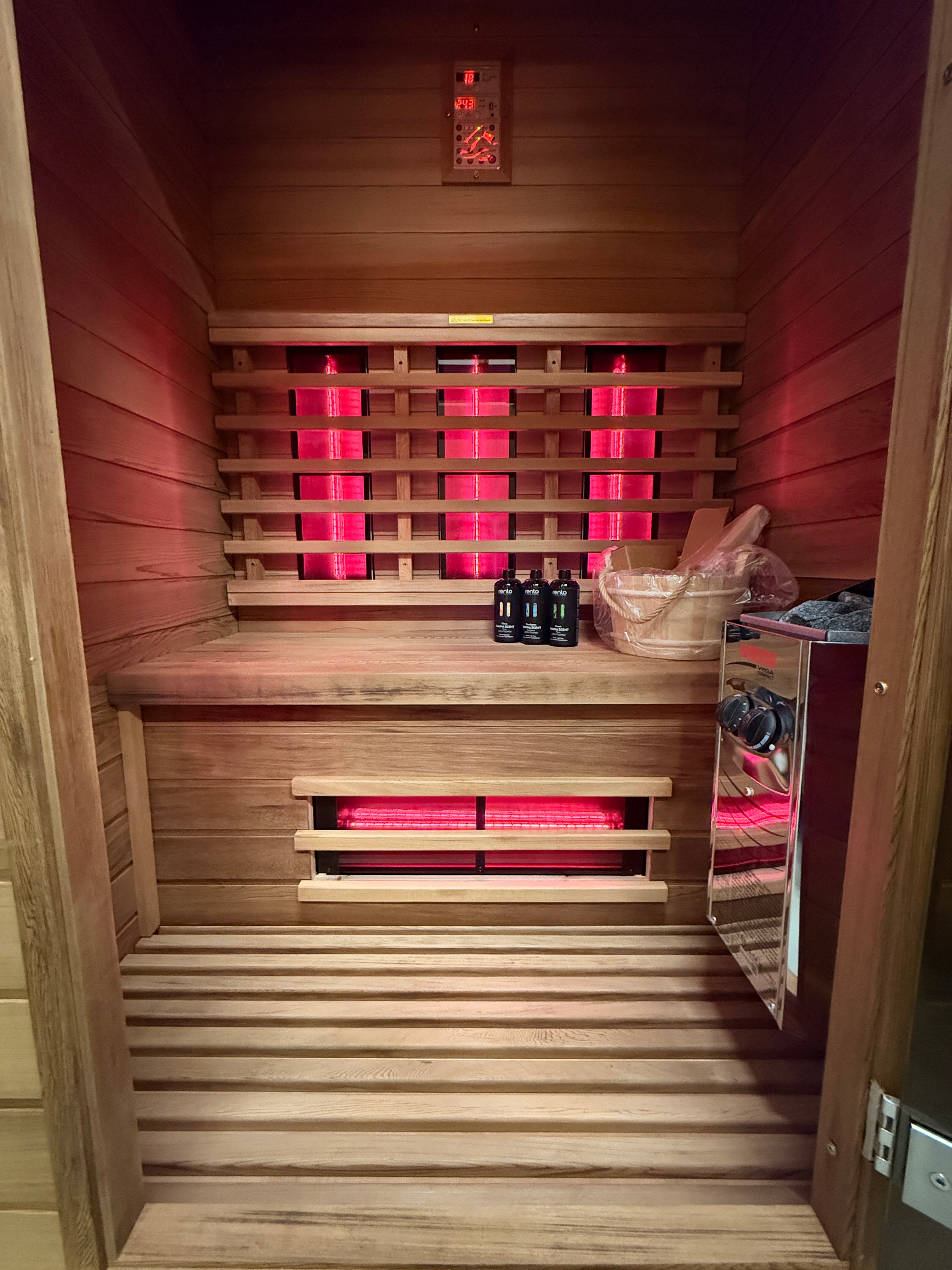 Showmodel J260402 - Combi Sauna