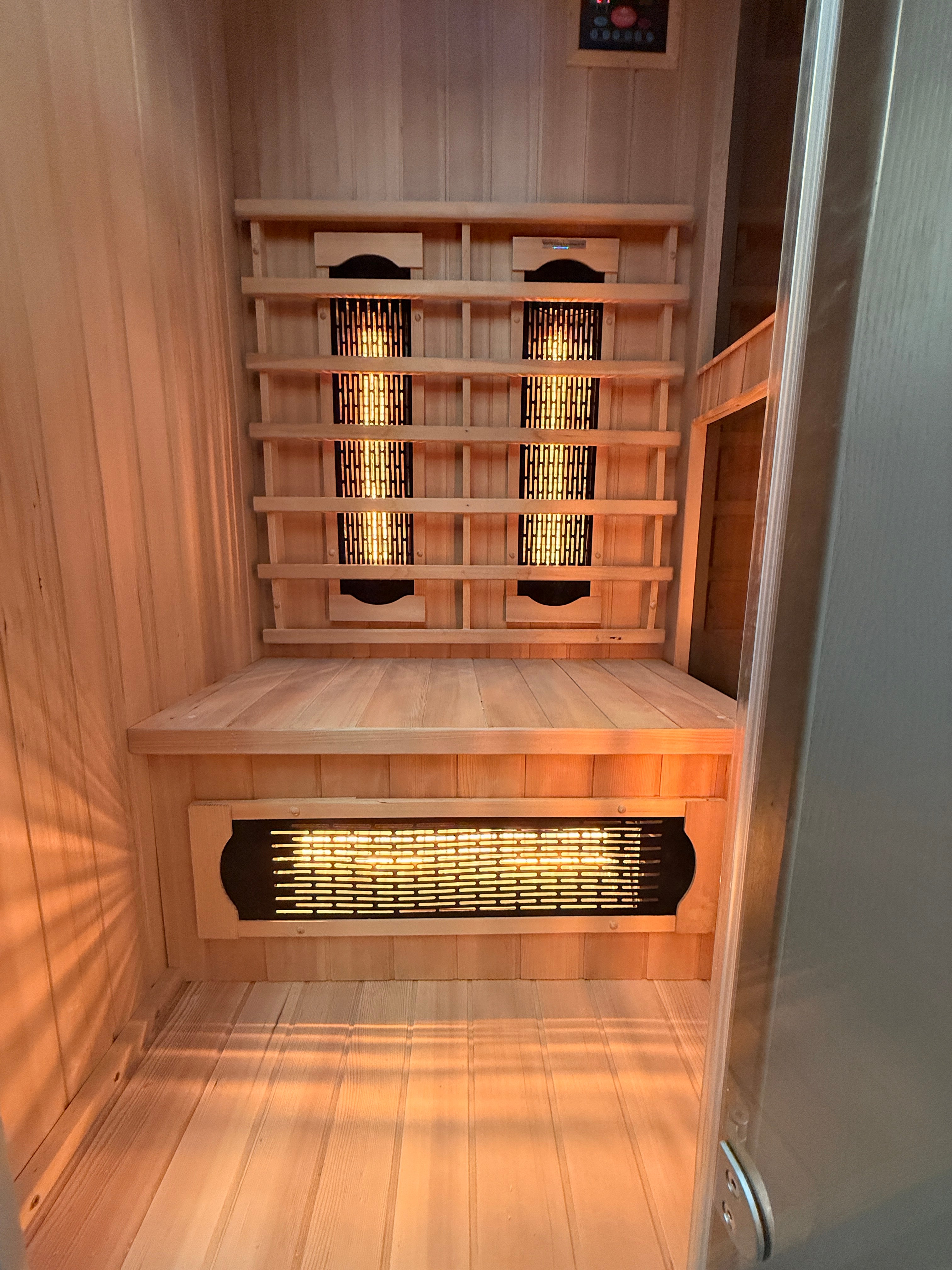 Showmodel J260407 - Infraroodcabine