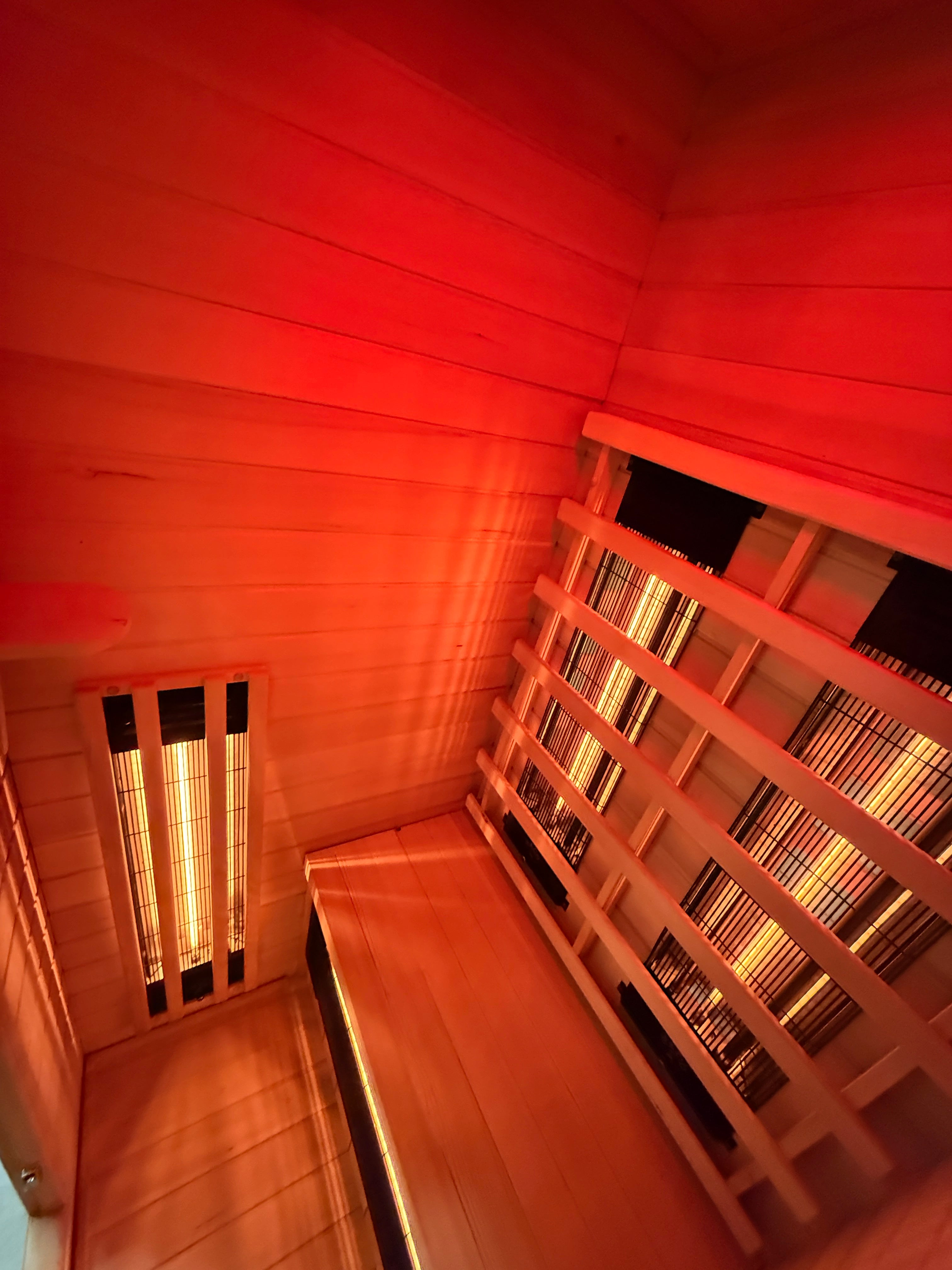 Showmodel J260405 - Infraroodcabine