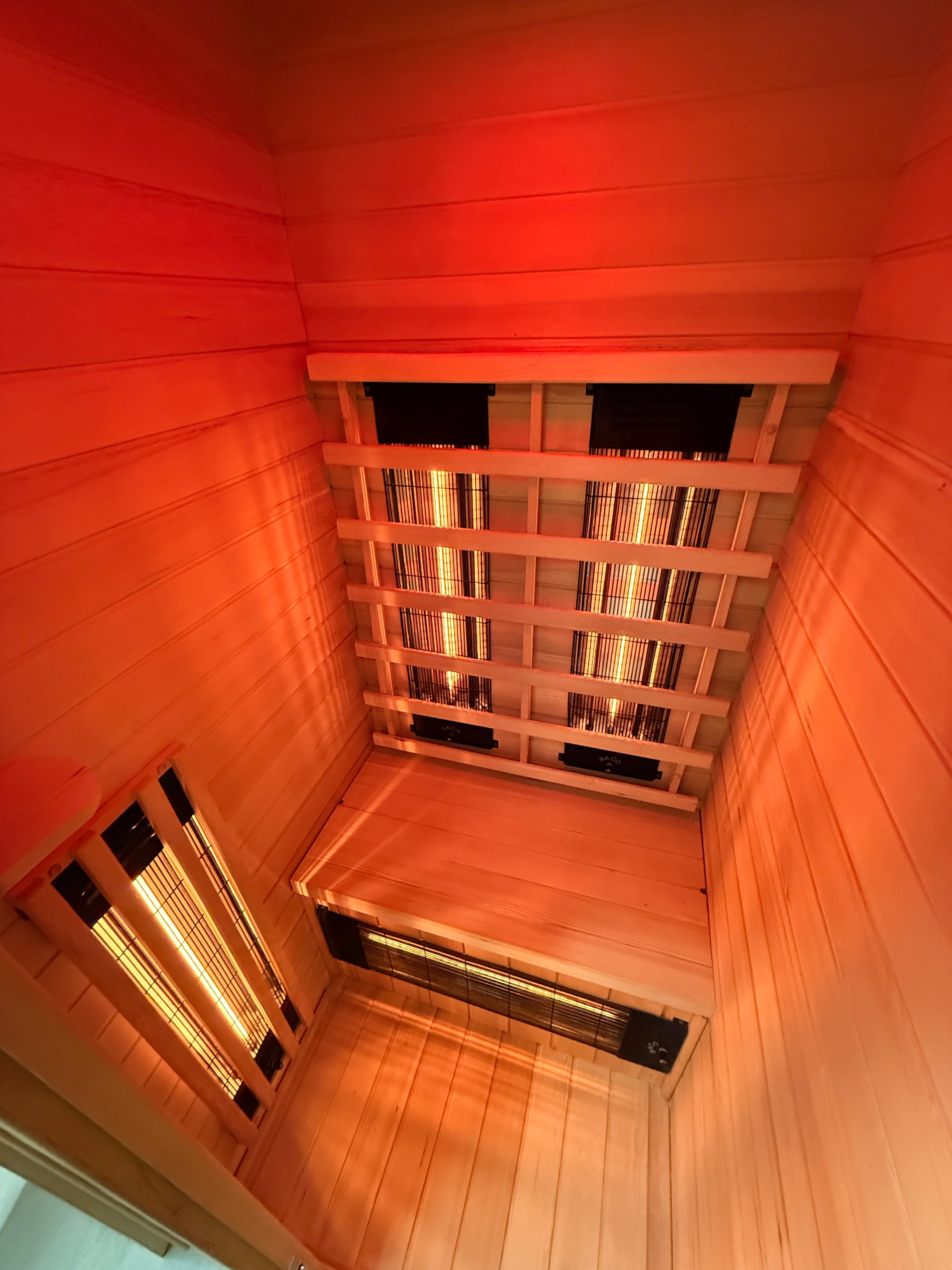 Showmodel J260405 - Infraroodcabine