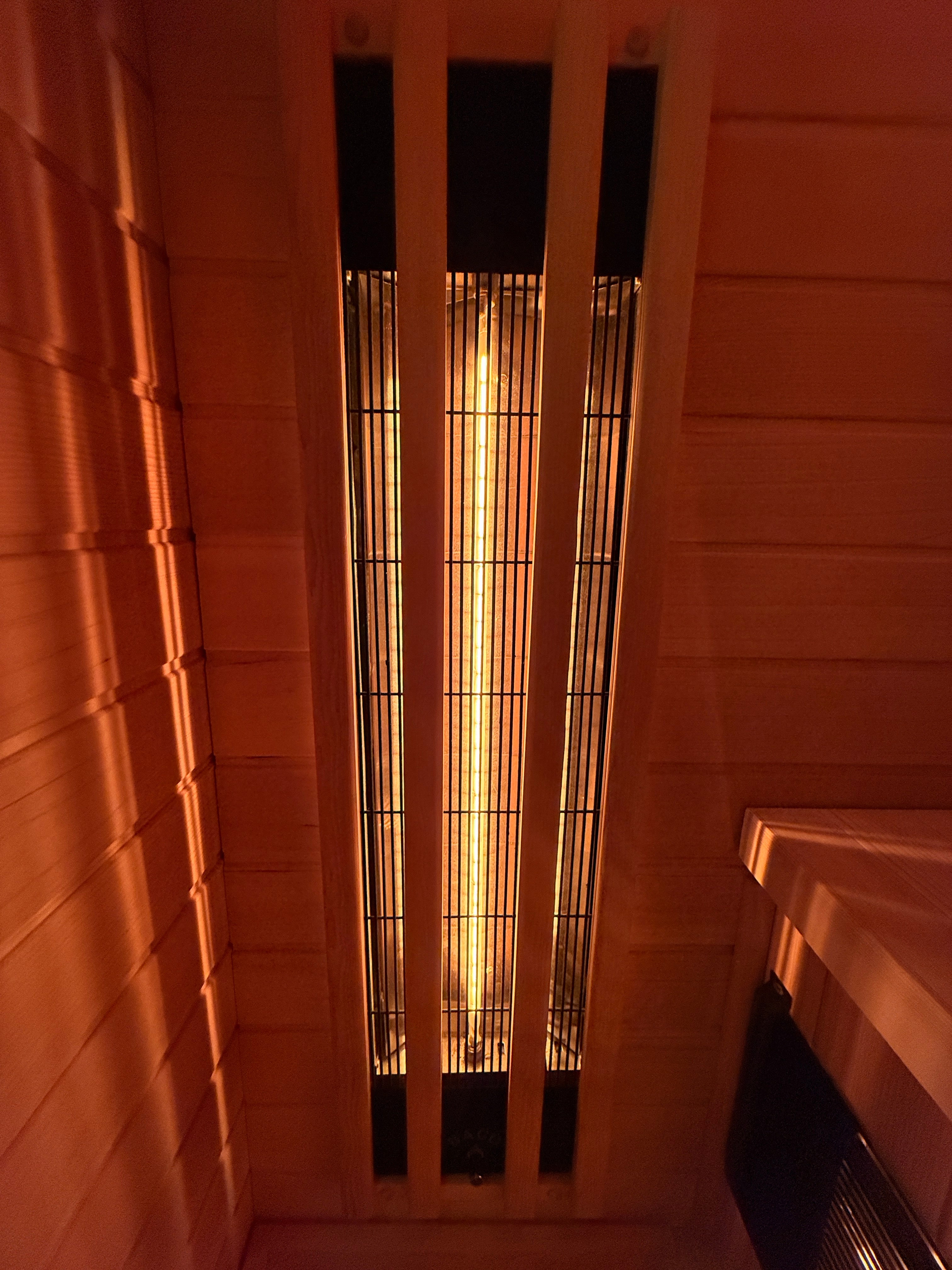 Showmodel J260405 - Infraroodcabine